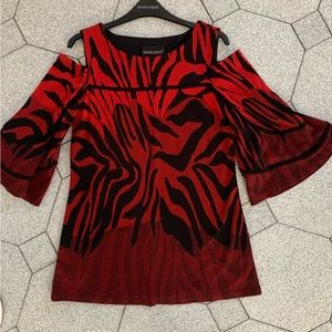 Cold shoulder, knit tunic, red and black!